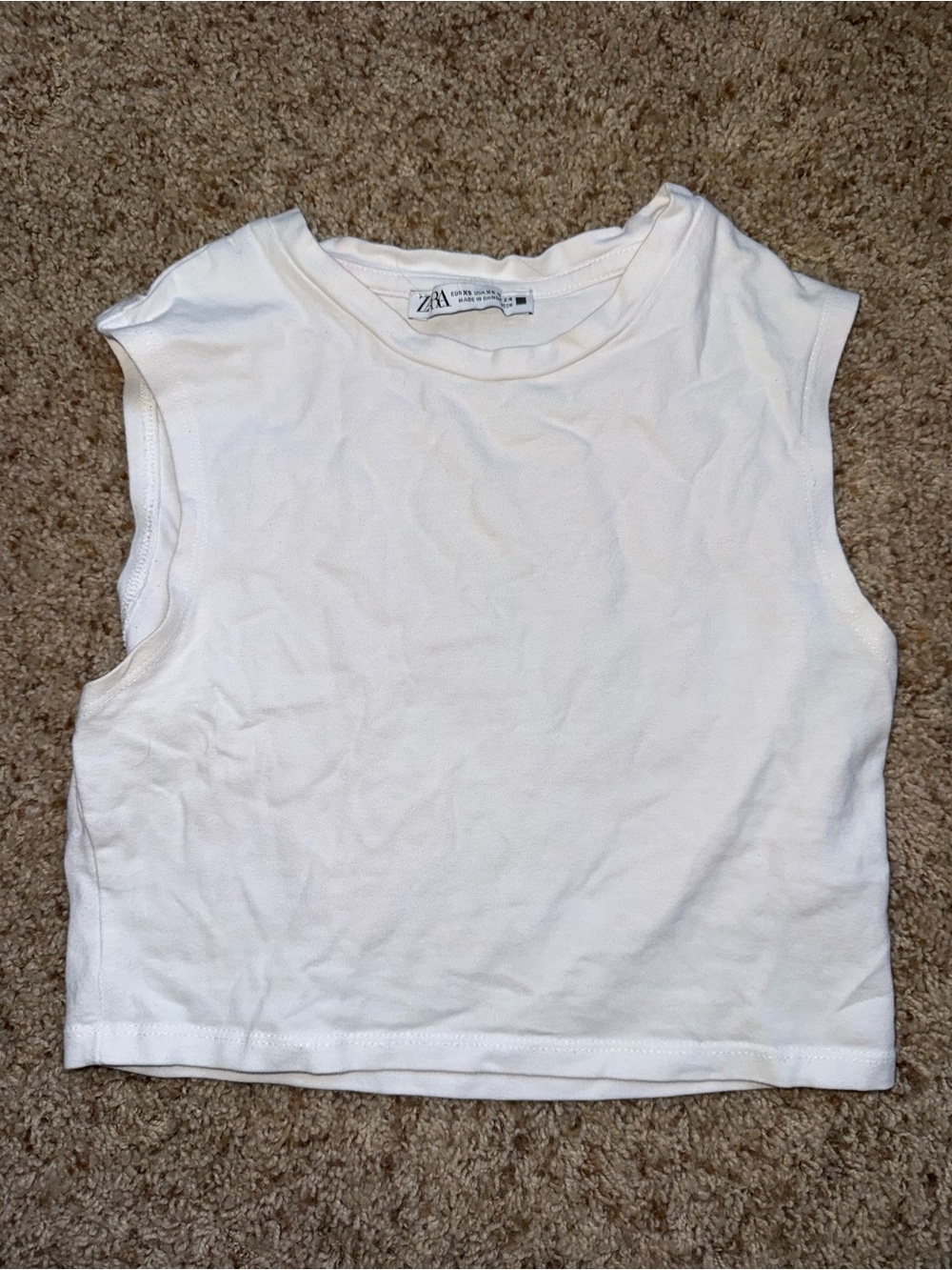 ZARA Cream Crewneck Sleeveless Crop Tank